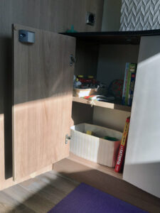 Spielschrank