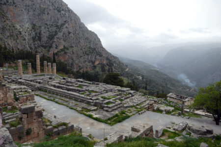 Orakel von Delphi - Apollon Tempel