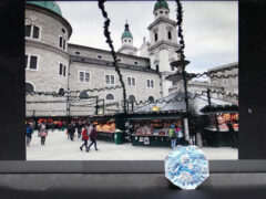 Salzburg - Verpackung einer Mozartkugel